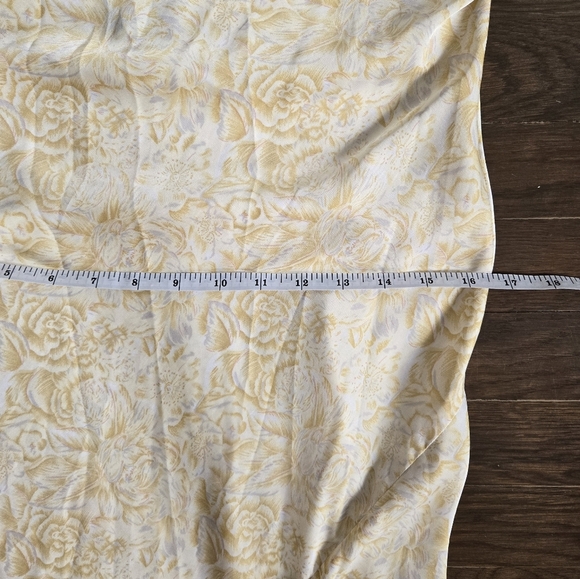 NWOT Paper heart yellow floral roses cottage satin cowel neck slip dress sz M - Picture 9 of 10